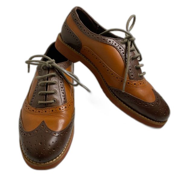 Bass Brown and Tan Leather Loafers - Picture 1 of 6